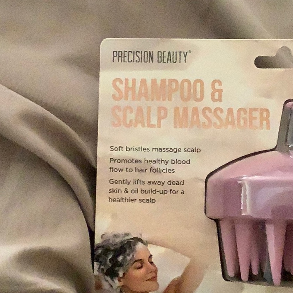 PRECISION BEAUTY
SHAMPOO S
SCALP MASSAGER - Picture 3 of 4